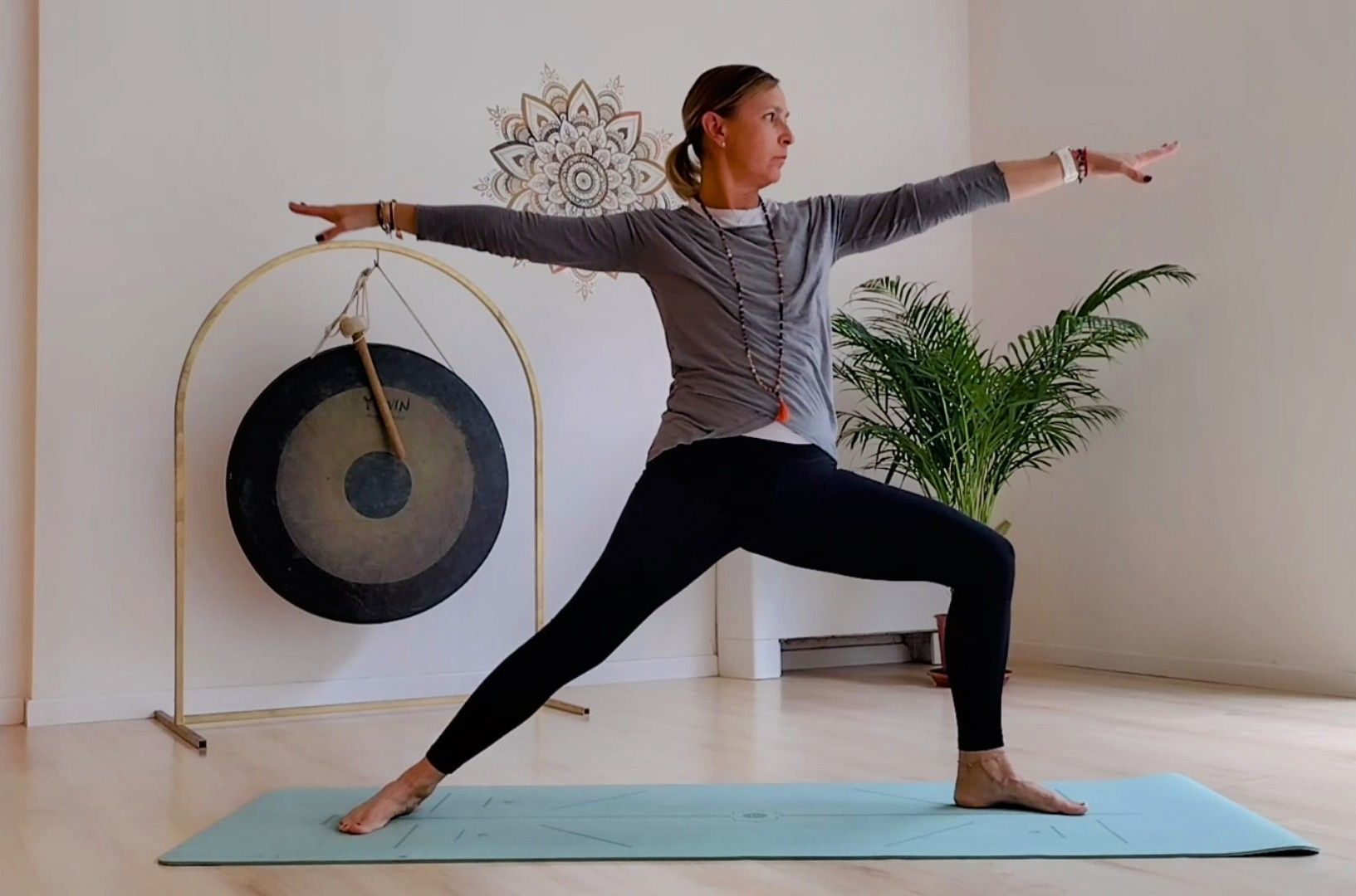 Anukalana le Fondamenta – Ely Sharing Yoga